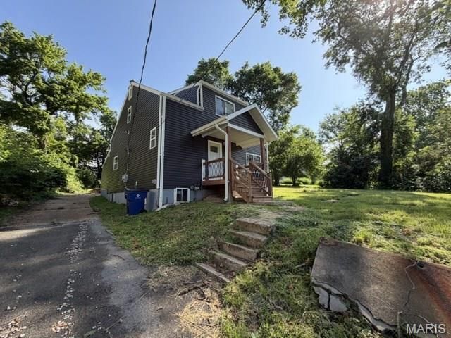 10643 THORPE Avenue, St Louis, MO 63114