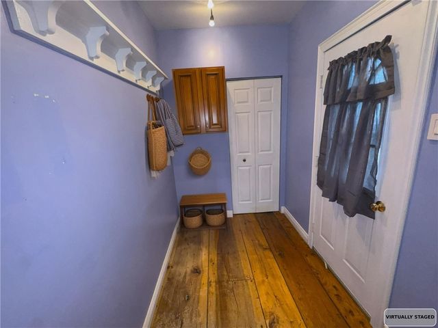 6 Lincoln Ave, North Irwin, PA 15642