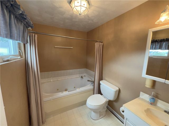 6 Lincoln Ave, North Irwin, PA 15642