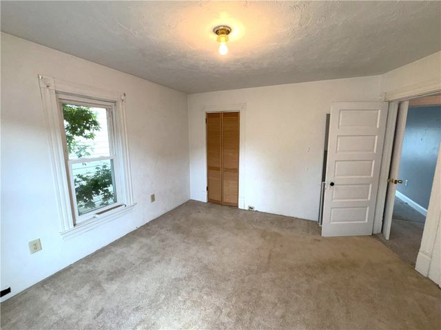 6 Lincoln Ave, North Irwin, PA 15642