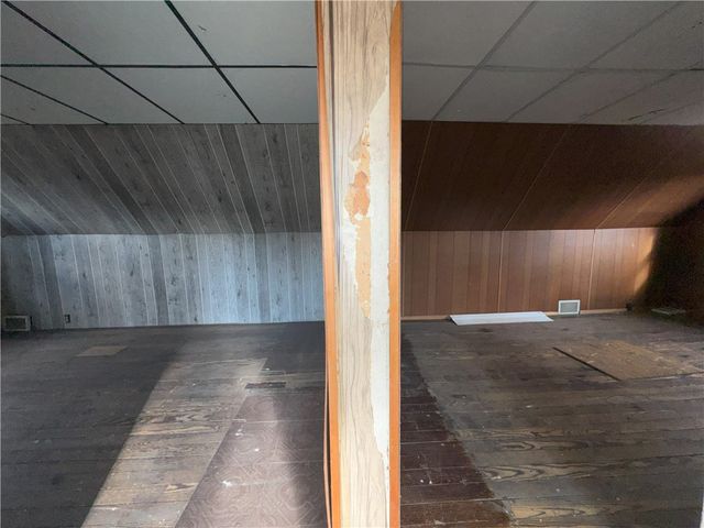 6 Lincoln Ave, North Irwin, PA 15642