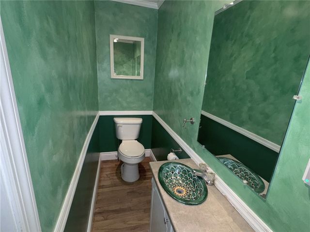 6 Lincoln Ave, North Irwin, PA 15642