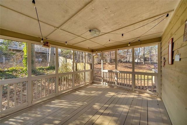 403 Allatoona Court, Woodstock, GA 30189