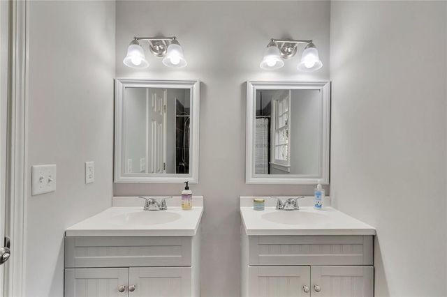 403 Allatoona Court, Woodstock, GA 30189