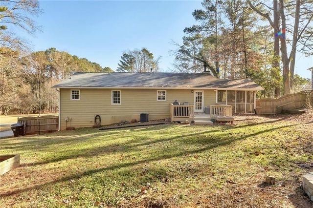 403 Allatoona Court, Woodstock, GA 30189