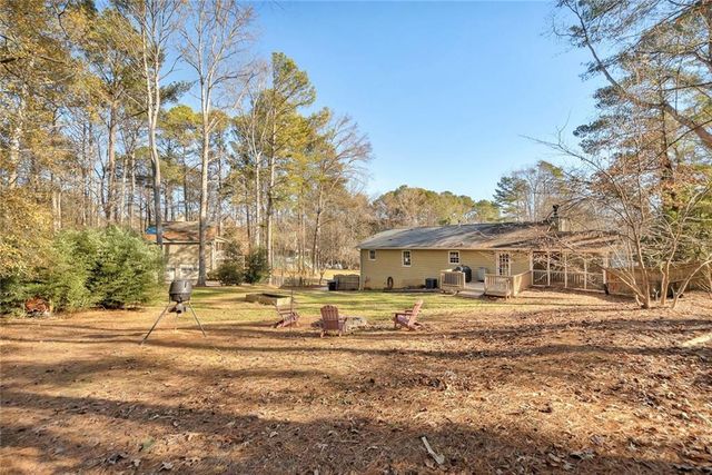 403 Allatoona Court, Woodstock, GA 30189