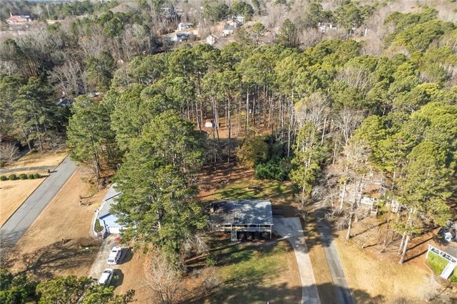 403 Allatoona Court, Woodstock, GA 30189