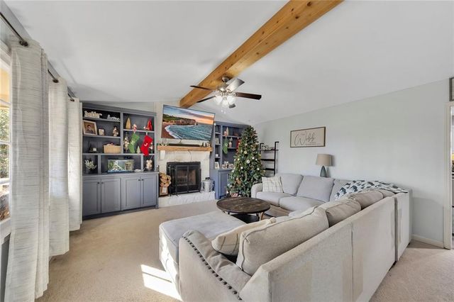 403 Allatoona Court, Woodstock, GA 30189