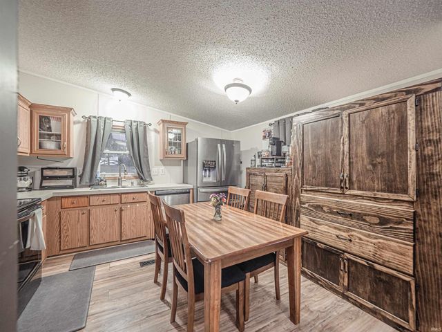 8874 S Meadow Lane, Owensville, IN 47665