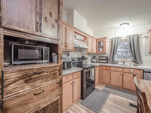 8874 S Meadow Lane, Owensville, IN 47665