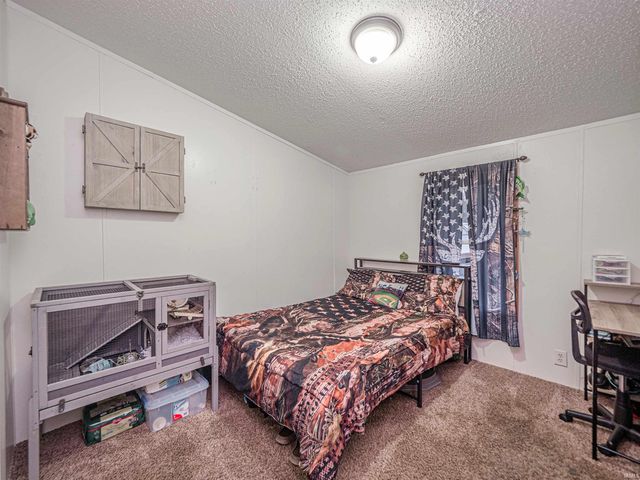 8874 S Meadow Lane, Owensville, IN 47665