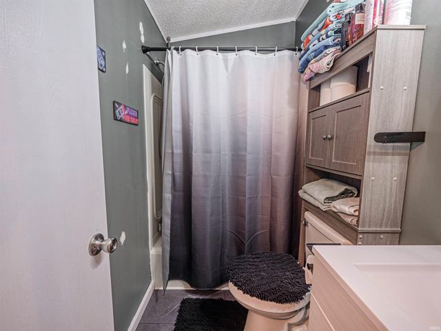 8874 S Meadow Lane, Owensville, IN 47665