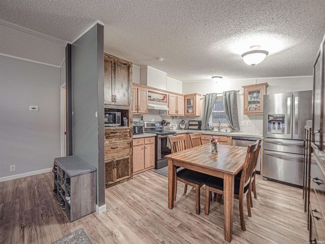 8874 S Meadow Lane, Owensville, IN 47665