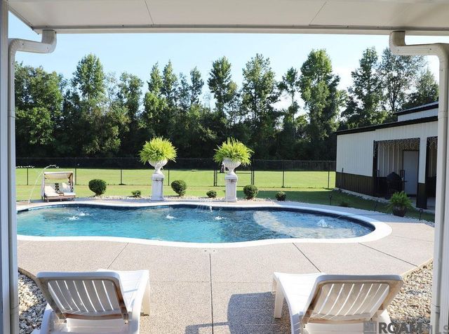 41466 Pertuis Acres, Gonzales, LA 70737