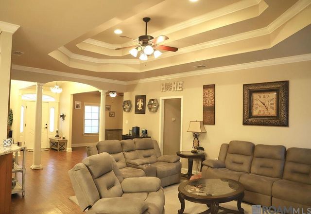 41466 Pertuis Acres, Gonzales, LA 70737