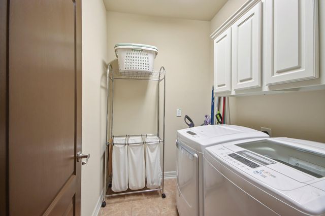 94 N Millsap Circle, The Woodlands, TX 77382