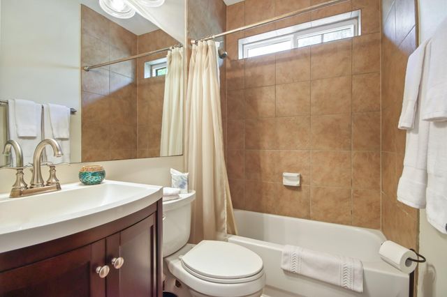 94 N Millsap Circle, The Woodlands, TX 77382