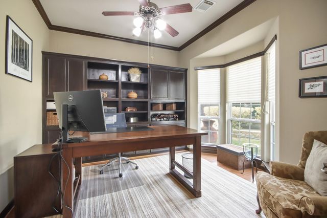 94 N Millsap Circle, The Woodlands, TX 77382