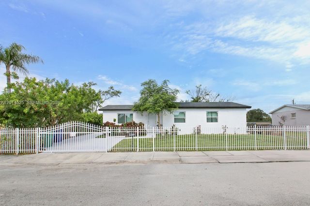 22114 SW 113th Pl, Miami, FL 33170