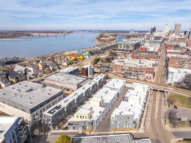 466 WAGNER PL, Memphis, TN 38103