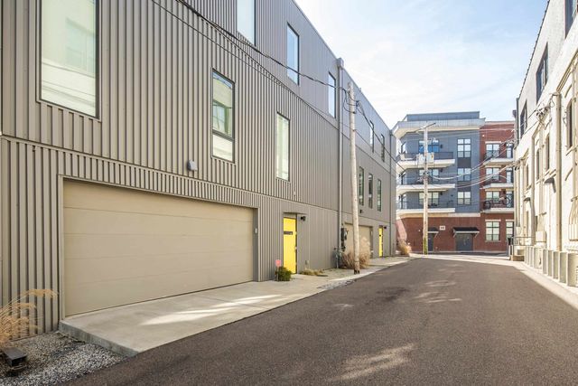 466 WAGNER PL, Memphis, TN 38103