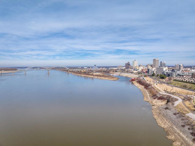 466 WAGNER PL, Memphis, TN 38103