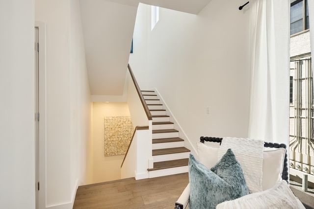 466 WAGNER PL, Memphis, TN 38103