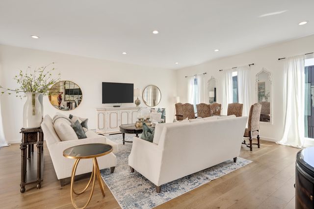 466 WAGNER PL, Memphis, TN 38103