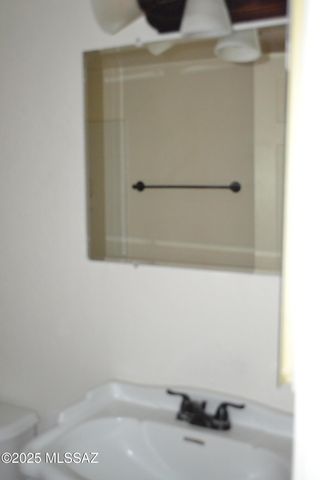 455 W Kelso St Apt 203, Tucson, AZ 85705