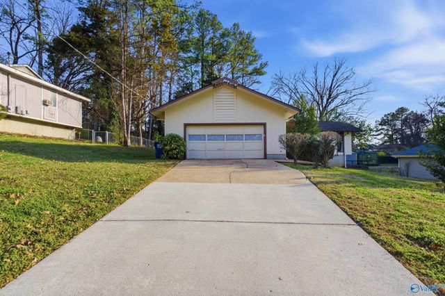 5012 Rickwood Court, Huntsville, AL 35810