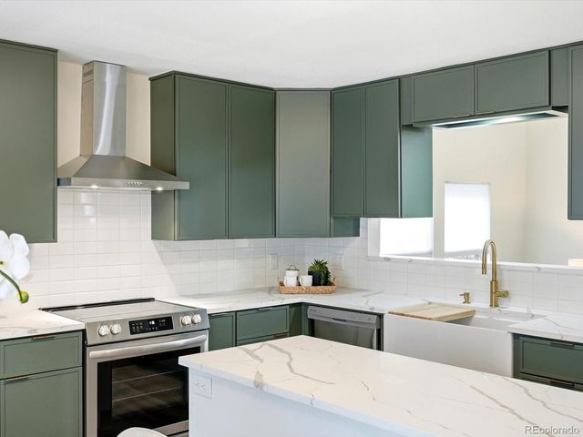 13750 W 65th Avenue, Arvada, CO 80004