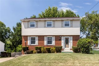 168 Connie Park Dr, Kennedy Twp, PA 15136