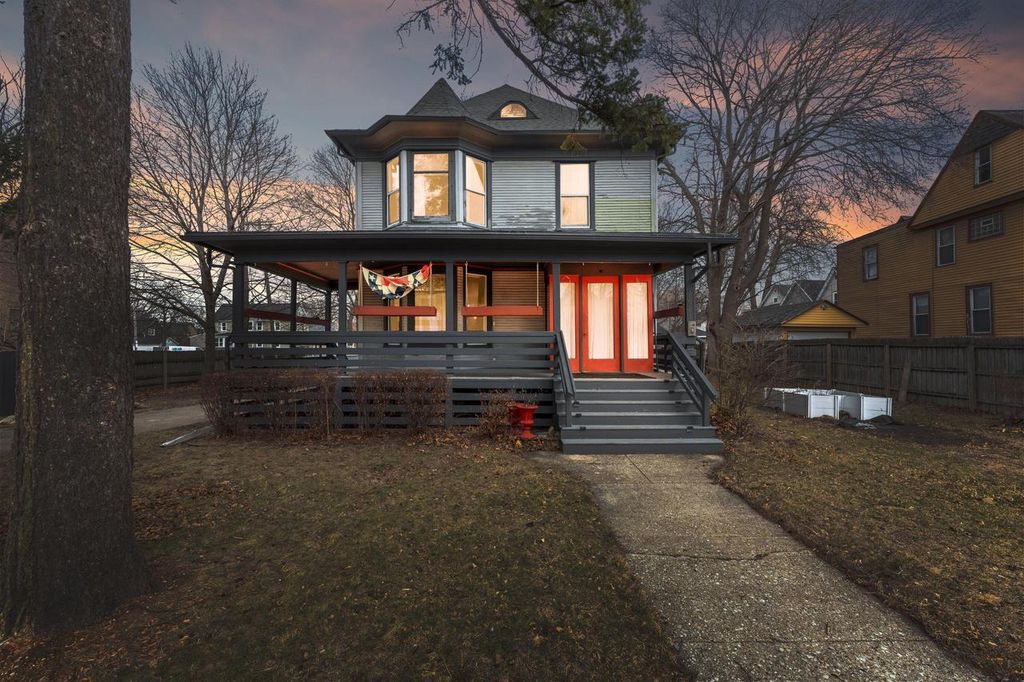 1922 60th STREET, Kenosha, WI 53140