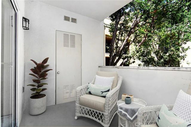 24507 Town Center 7218, Valencia, CA 91355