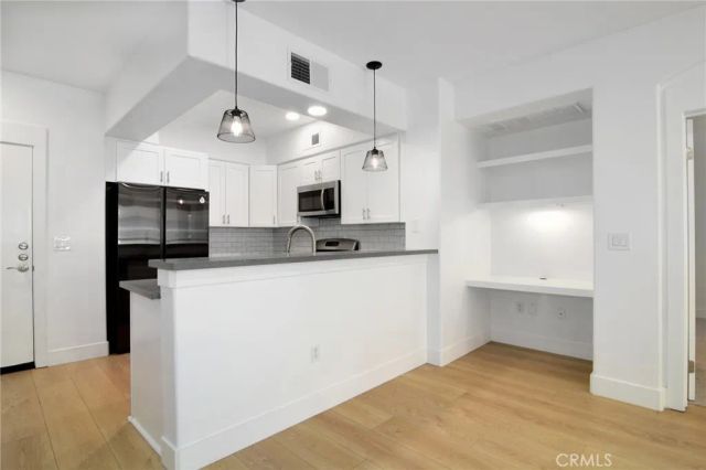 24507 Town Center 7218, Valencia, CA 91355
