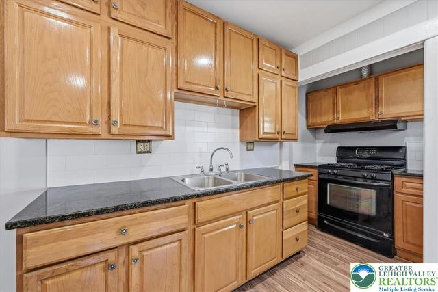 1926 West Broad Street, Bethlehem City, PA 18018