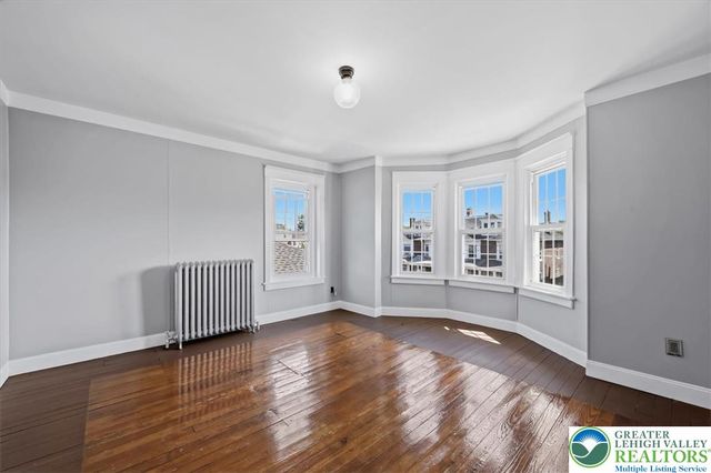 1926 West Broad Street, Bethlehem City, PA 18018