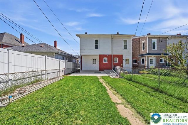 1926 West Broad Street, Bethlehem City, PA 18018
