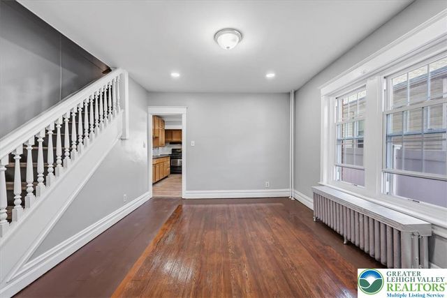 1926 West Broad Street, Bethlehem City, PA 18018