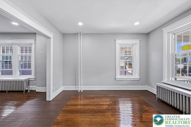 1926 West Broad Street, Bethlehem City, PA 18018