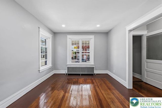 1926 West Broad Street, Bethlehem City, PA 18018