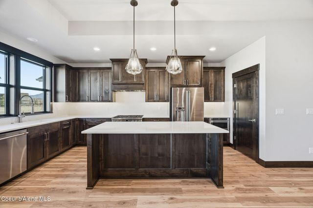 4431 W Hide Away Ln, Coeur D'alene, ID 83815