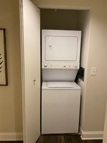 130 N GARLAND Court 1808, Chicago, IL 60603