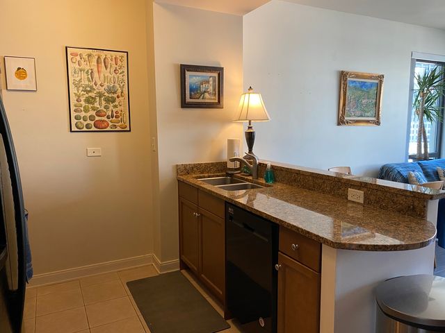 130 N GARLAND Court 1808, Chicago, IL 60603