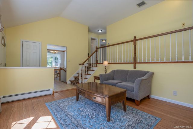191 Center Street, Pearl River, NY 10965
