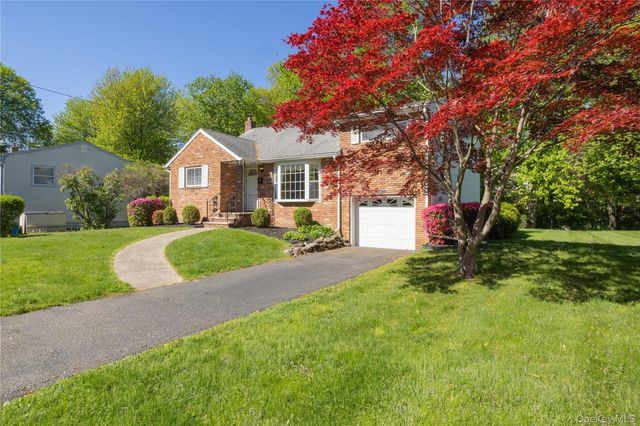 191 Center Street, Pearl River, NY 10965