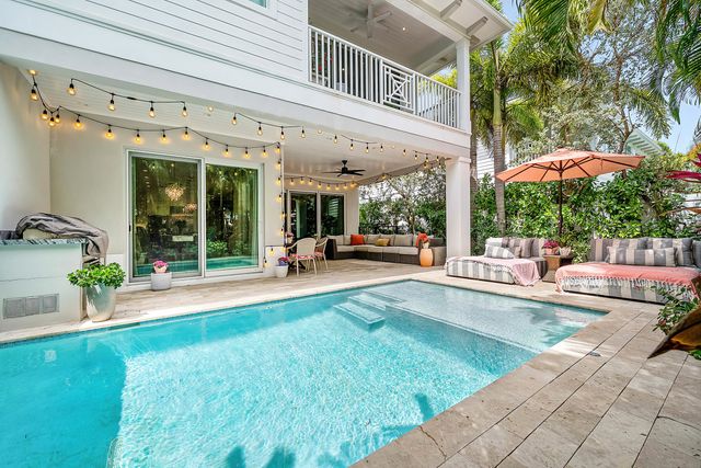 436 NE Wavecrest Way, Boca Raton, FL 33432