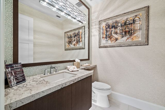 436 NE Wavecrest Way, Boca Raton, FL 33432