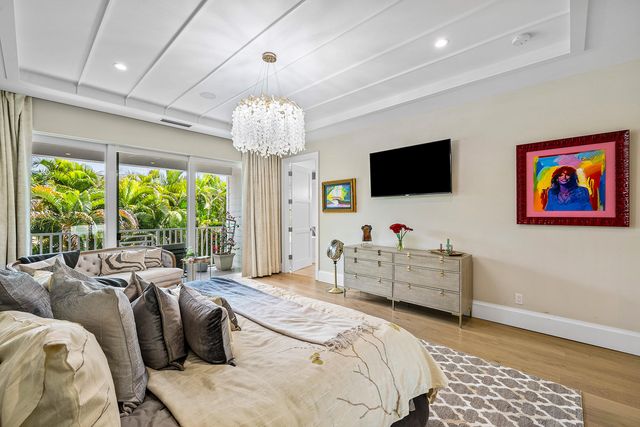 436 NE Wavecrest Way, Boca Raton, FL 33432
