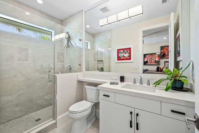 436 NE Wavecrest Way, Boca Raton, FL 33432